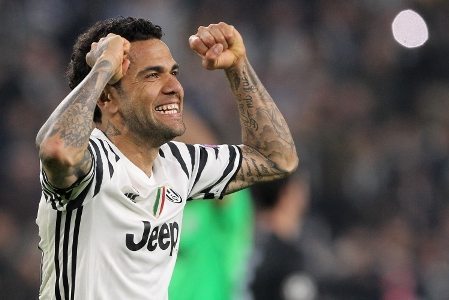 Dani alves sovrin yigish boyicha futbol tarixidagi 3 oyinchi — ozbekiston