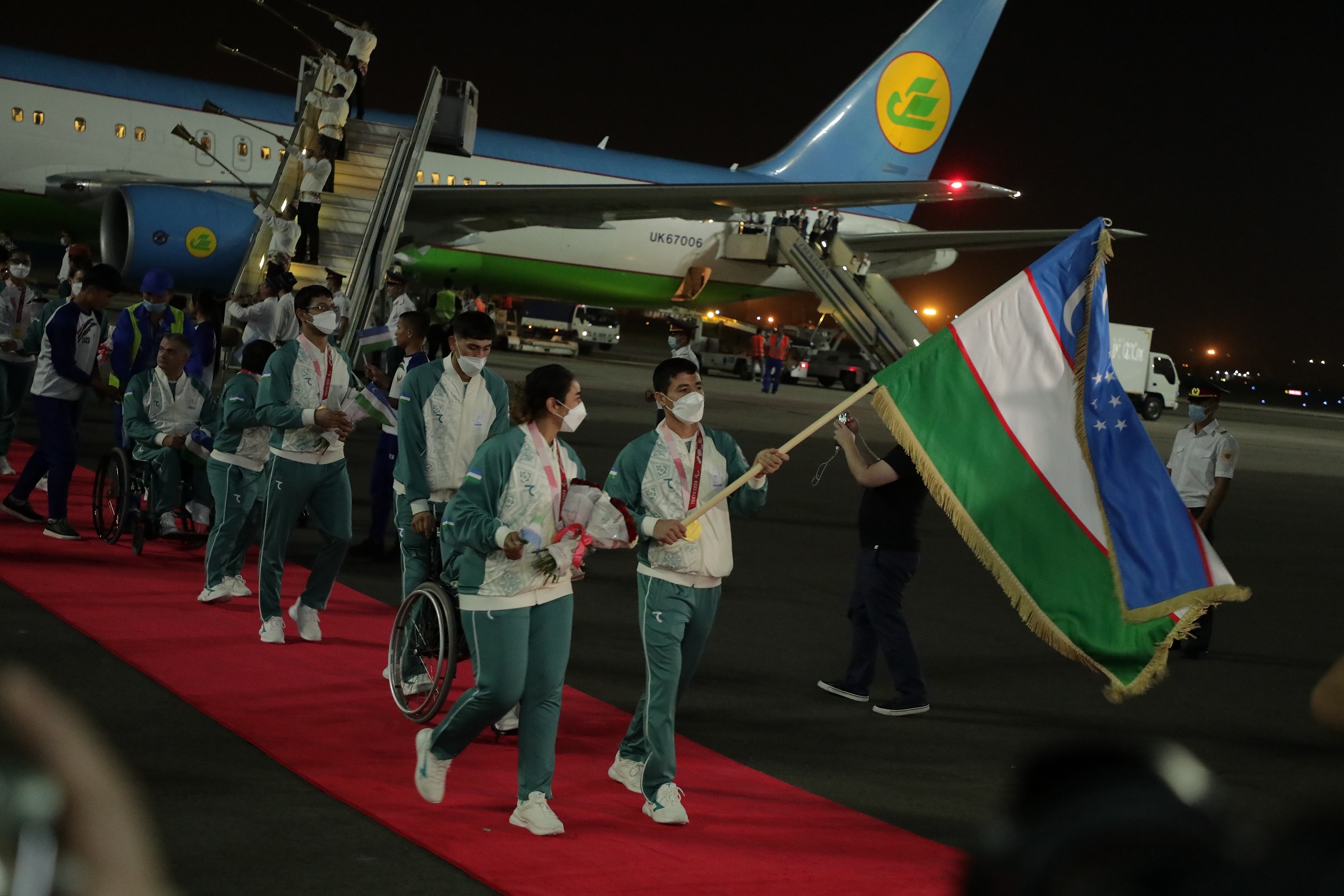 Foto paralimpiya jch ishtirokchilari toshkentda kutib olindi — ozbekiston