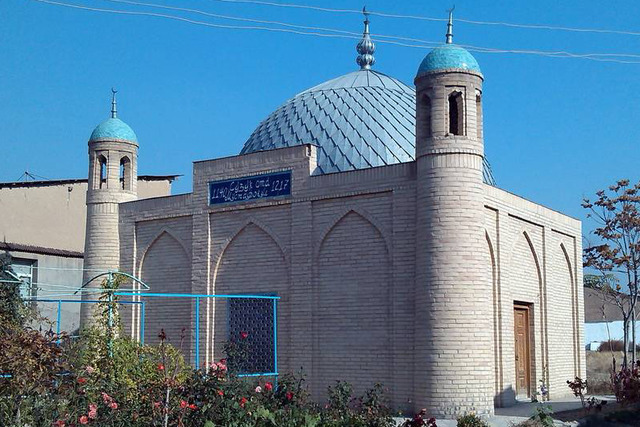 Shavkat mirziyoev toshkentdagi suzuk ota makbarasi va jome masjidida boldi — ozbekiston